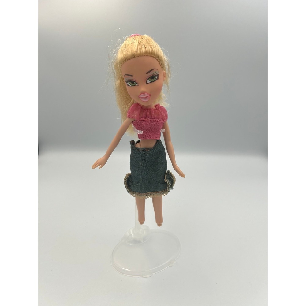 Bratz Strut It Cloe